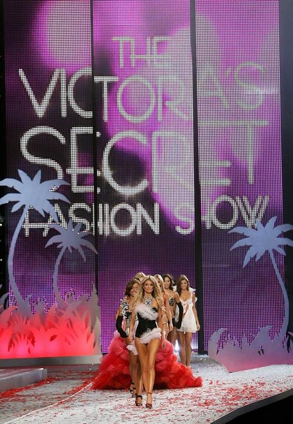 victorias-secret-2008-(www.mergytes.com)-089.jpg